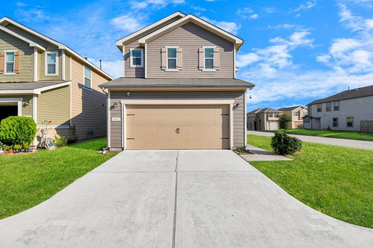 Beeline Living * Houston